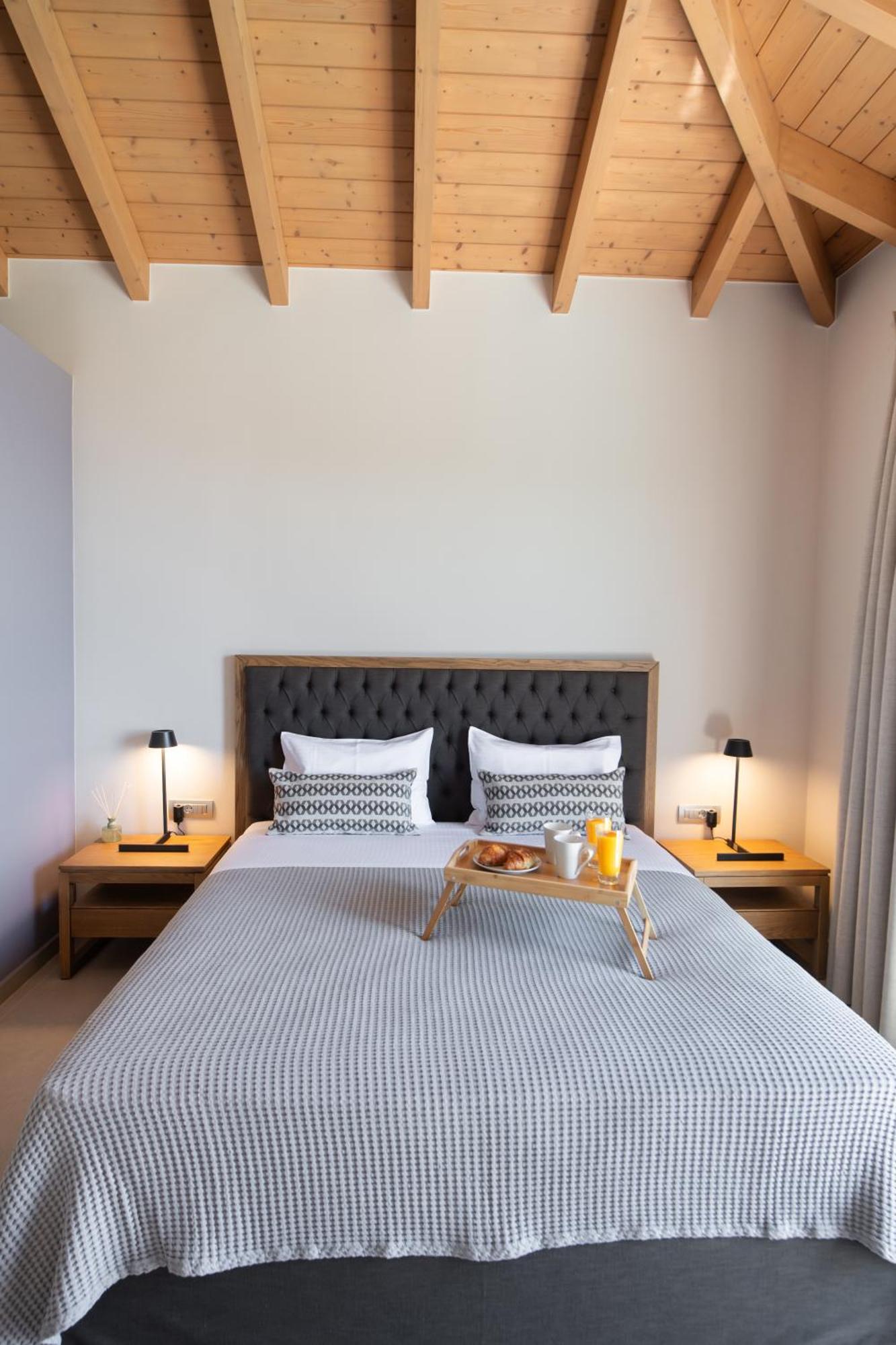 Highview Luxury Suites Katouna Екстер'єр фото